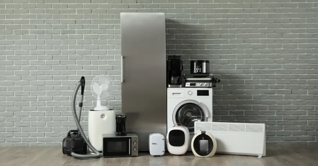 Can Appliance Leaks Cause Water Damage? 7 Signs